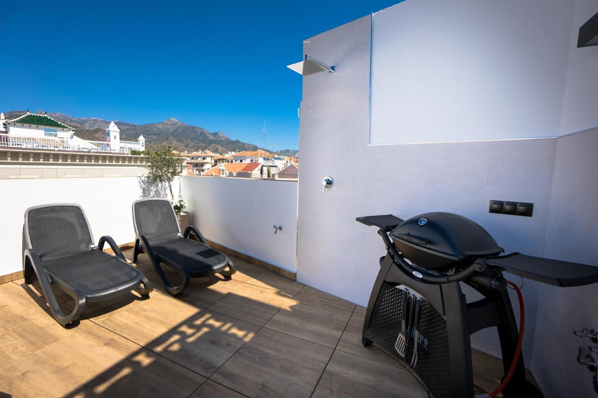 Apartamentos Kronox Nerja Exteriör bild